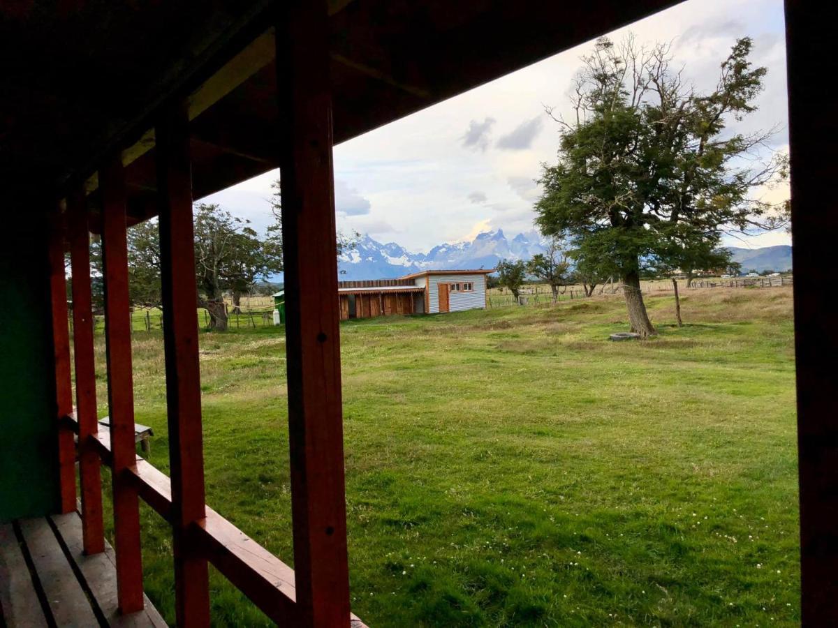 Cabanas Vista Al Paine Torres del Paine National Park Exterior photo