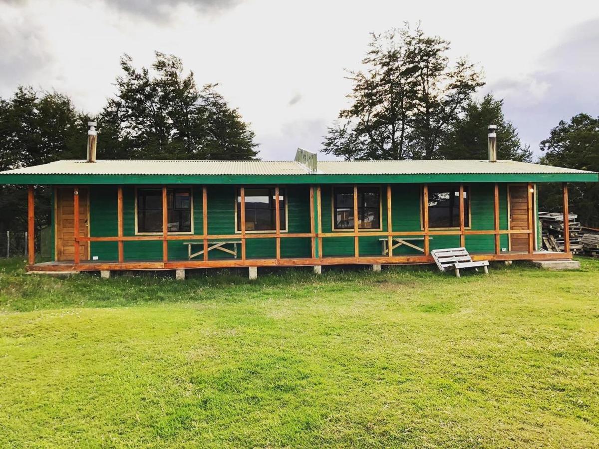 Cabanas Vista Al Paine Torres del Paine National Park Exterior photo