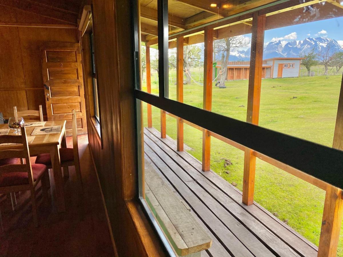 Cabanas Vista Al Paine Torres del Paine National Park Exterior photo